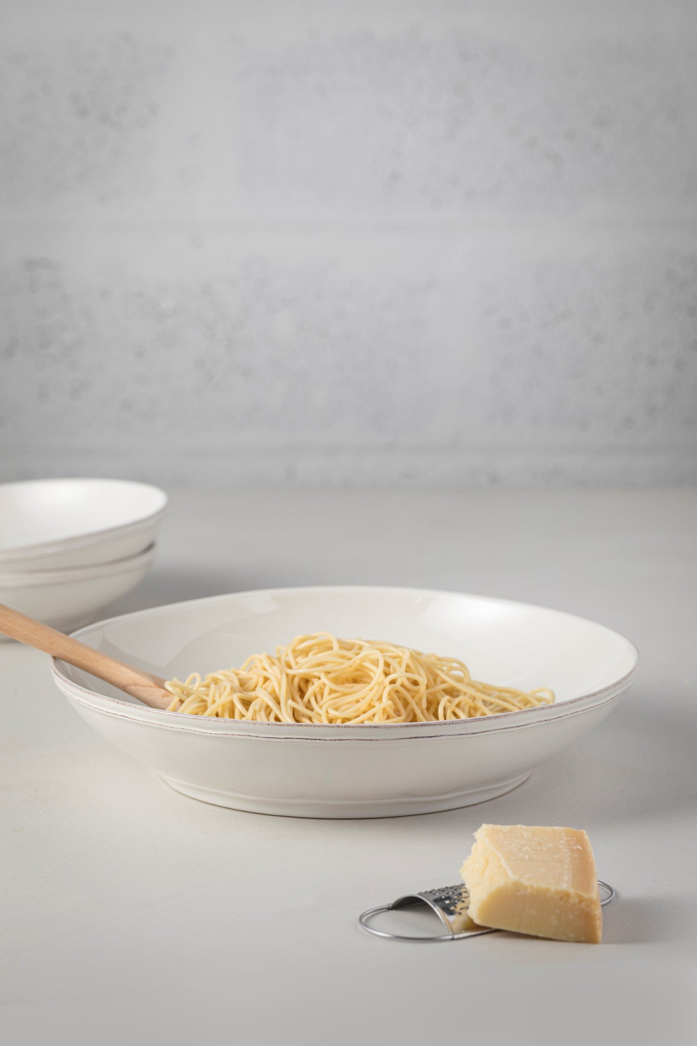 White stoneware bowl 34cm