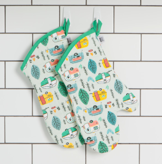 Happy Camper Oven Mitt