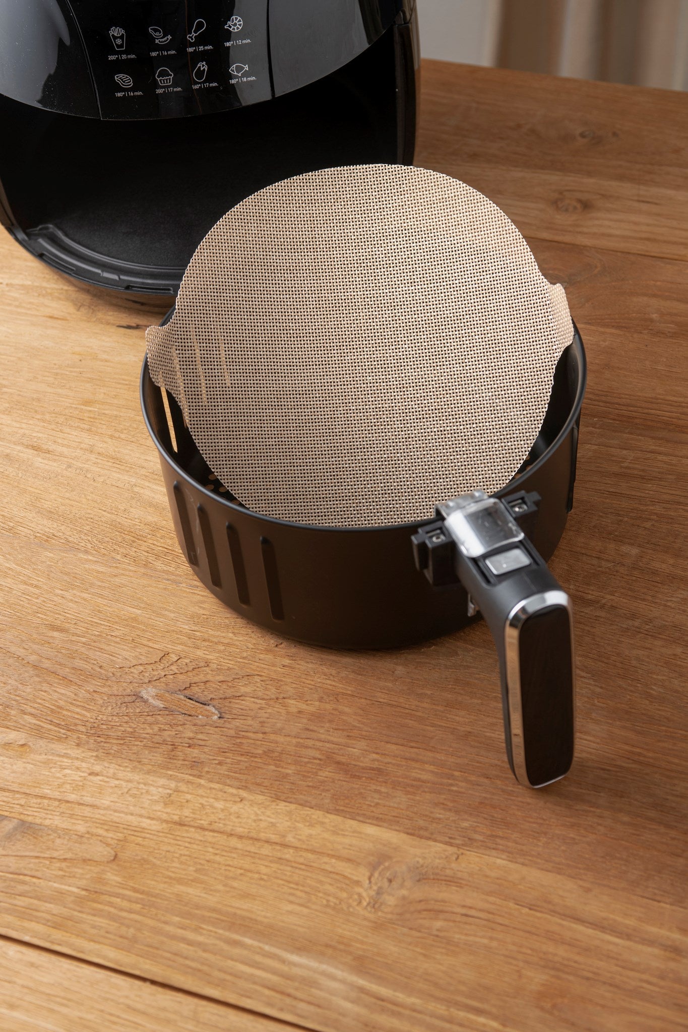 Set of 2 air fryer baking sheets 23.5 x 9.25cm