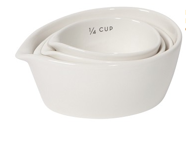 Ensemble de tasses à mesurer dans une boîte cadeau